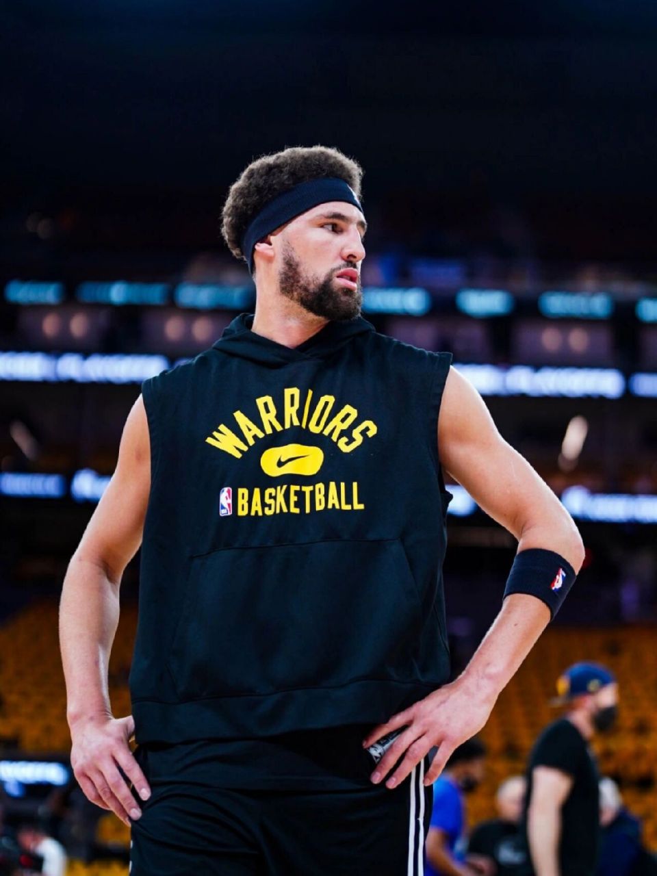 王牌对决！姆巴佩21场25球4助，哈兰德20场20球3助（巅峰争锋：姆巴佩21战25球4助，哈兰德20战20球3助）