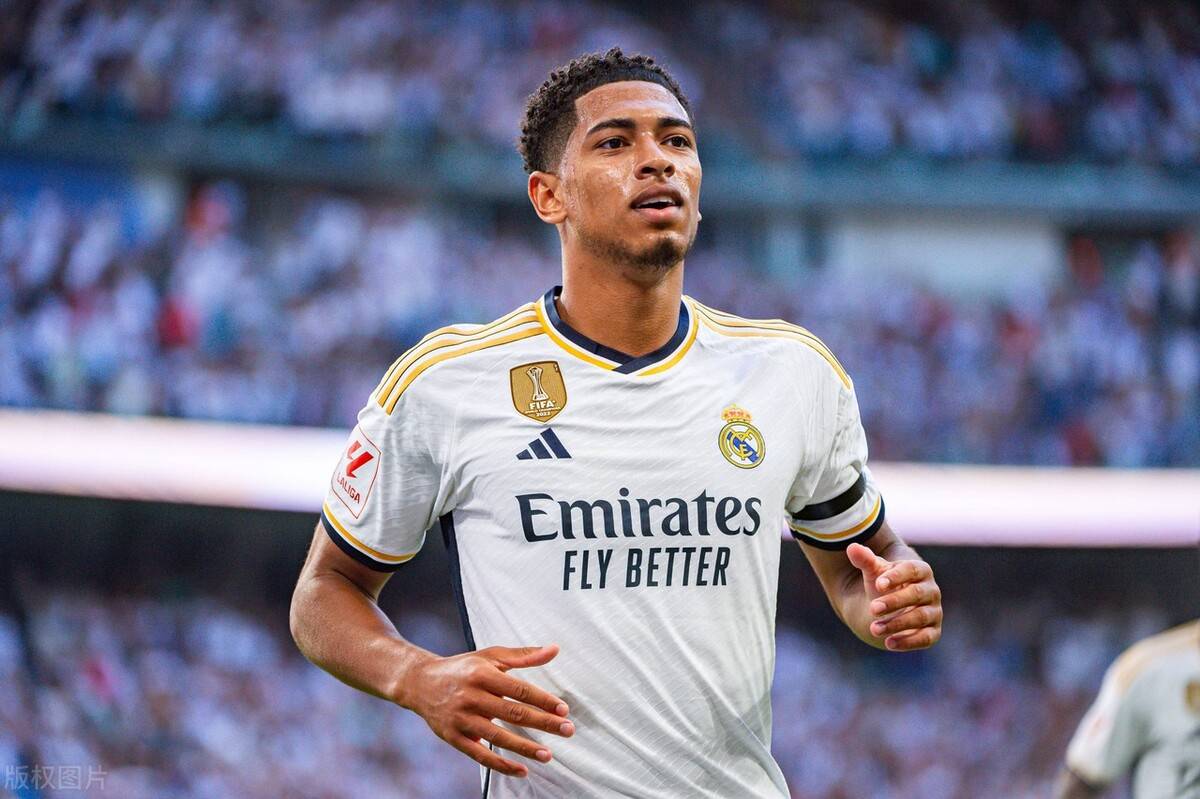 法尔克：凯恩与拜仁愿意续约至2028年，他愿意世界杯后再谈（法尔克：凯恩与拜仁倾向续约到2028，世界杯结束后再谈判）