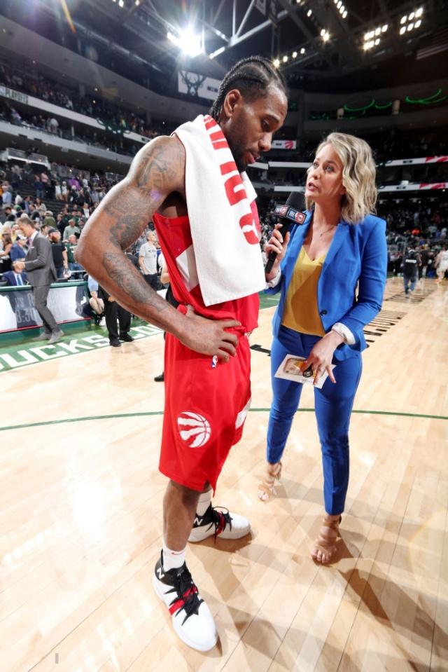 米体：国米想让邓弗里斯在意超杯半决赛对阵博洛尼亚时复出（米兰体育报：国米盼邓弗里斯赶上意超杯半决赛战博洛尼亚）