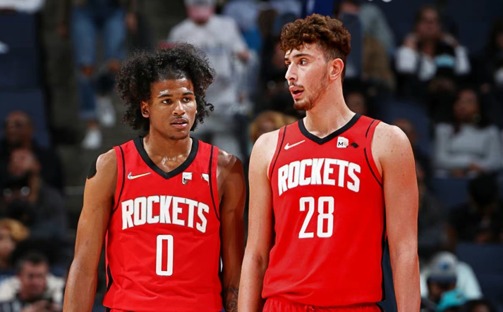 记者：下个月刘祝润就要当爸爸了，孩子会在大连出生（记者：刘祝润下月升级当爸，宝宝将于大连诞生）