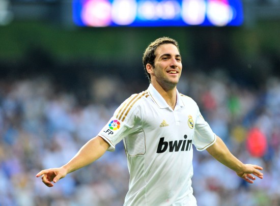 骑士主帅吐槽计时器：我都不知道还剩多少时间可以布置战术（骑士主帅抱怨计时混乱：我根本不清楚还能用多少时间布置战术）